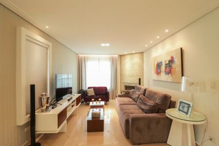 Sala de casa à venda com 3 quartos, 184m² em Santa Teresinha, São Paulo