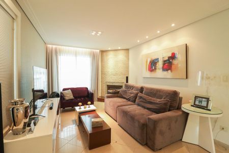 Sala de casa à venda com 3 quartos, 184m² em Santa Teresinha, São Paulo