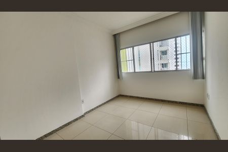 Sala de apartamento para alugar com 2 quartos, 95m² em Vitória, Salvador