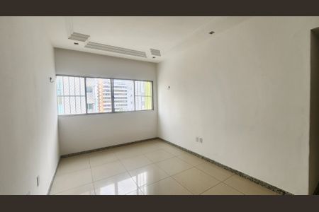 Sala de apartamento para alugar com 2 quartos, 95m² em Vitória, Salvador