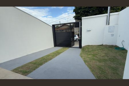 Casa à venda com 3 quartos, 180m² em Lundcéia, Lagoa Santa