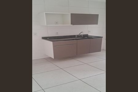 Cozinha de apartamento para alugar com 1 quarto, 55m² em Engenho da Rainha, Rio de Janeiro