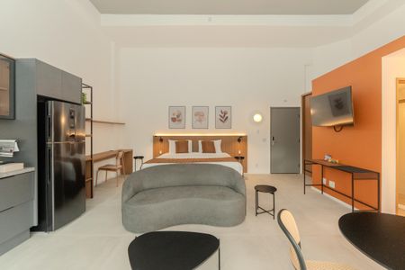 Studio de kitnet/studio para alugar com 1 quarto, 42m² em República, São Paulo
