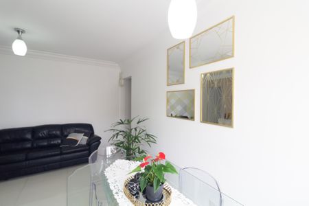 Sala de apartamento à venda com 2 quartos, 67m² em Parque Paineiras, São Paulo