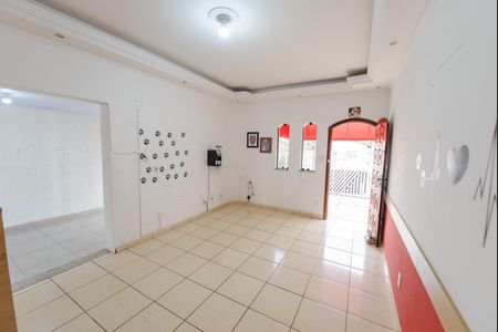 Sala de casa para alugar com 4 quartos, 250m² em Terra Nova, Taubaté