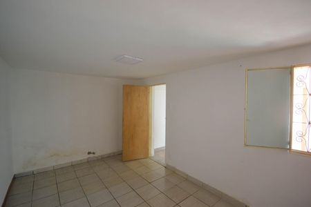 Quarto 1 de casa para alugar com 1 quarto, 60m² em Dois Irmãos, Nova Iguaçu