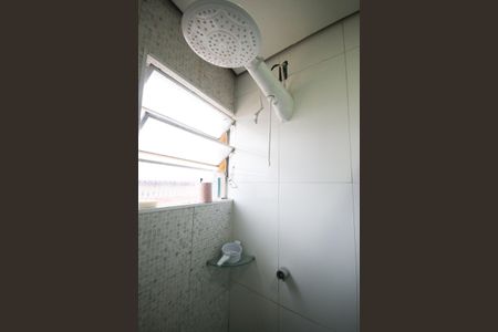 Banheiro 1 de casa para alugar com 2 quartos, 100m² em Vila Medeiros, São Paulo