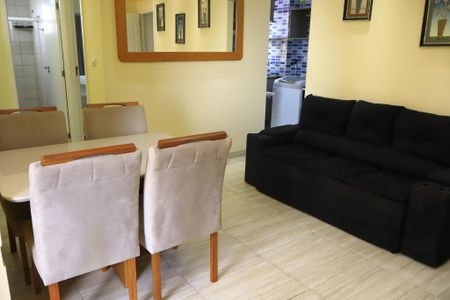 Sala de apartamento para alugar com 3 quartos, 72m² em São Cristóvão, Salvador
