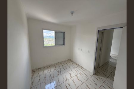 Quarto de apartamento à venda com 2 quartos, 46m² em Chácara Jaguari, Santana de Parnaíba