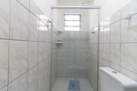 Banheiro da Suíte de casa para alugar com 1 quarto, 40m² em Vila Gumercindo, São Paulo