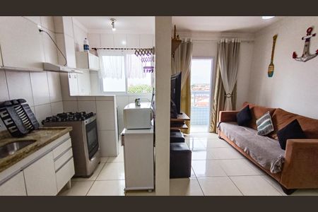 Sala de apartamento para alugar com 1 quarto, 42m² em Maracanã, Praia Grande
