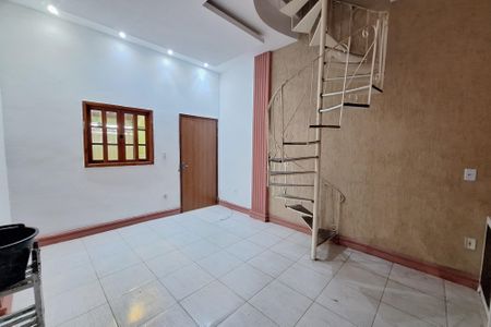 Sala de casa para alugar com 1 quarto, 90m² em Parque Paulista, Duque de Caxias