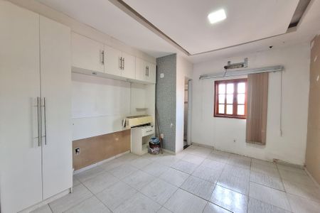 Quarto de casa para alugar com 1 quarto, 90m² em Parque Paulista, Duque de Caxias