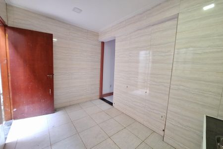 Cozinha de casa para alugar com 1 quarto, 90m² em Parque Paulista, Duque de Caxias