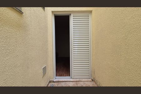 Area externa de kitnet/studio para alugar com 1 quarto, 29m² em Bangú, Santo André