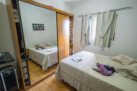 quarto 2 de casa para alugar com 2 quartos, 221m² em Candelária, Belo Horizonte