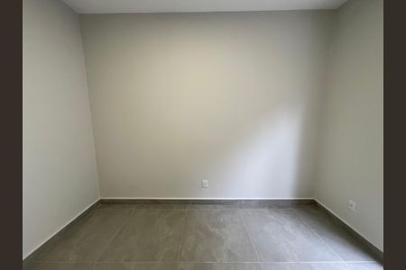 Quarto 1 de casa para alugar com 3 quartos, 180m² em Parque Continental, São Paulo