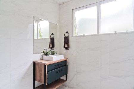 Banheiro de apartamento para alugar com 1 quarto, 43m² em Vila Jaraguá, São Paulo