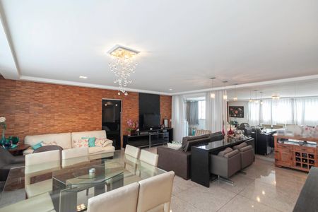 Sala de apartamento à venda com 3 quartos, 174m² em São José, Belo Horizonte