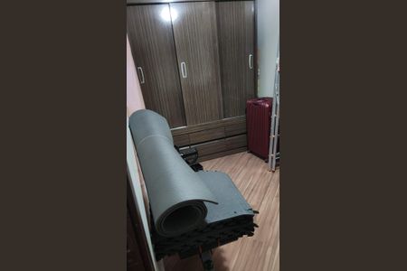 Quarto de casa à venda com 3 quartos, 112m² em Jardim das Maravilhas, Santo André