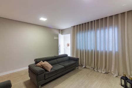 Sala de casa à venda com 3 quartos, 134m² em Aliança, Osasco