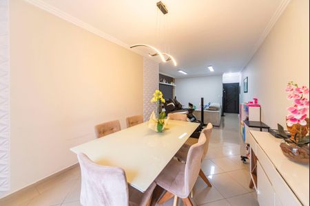 Sala de apartamento para alugar com 3 quartos, 120m² em Vila Pires, Santo André