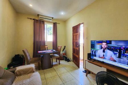 Sala de casa à venda com 3 quartos, 100m² em Estácio, Rio de Janeiro