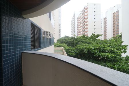 Varanda de apartamento para alugar com 2 quartos, 74m² em Centro, Guarujá