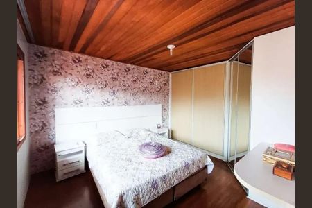Quarto 2 de casa para alugar com 3 quartos, 220m² em Cavalhada, Porto Alegre