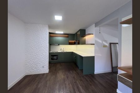 Cozinha de casa de condomínio para alugar com 2 quartos, 60m² em Olaria, Canoas
