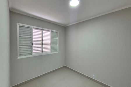 Quarto 1 de apartamento à venda com 2 quartos, 68m² em Vila Santana, Campinas