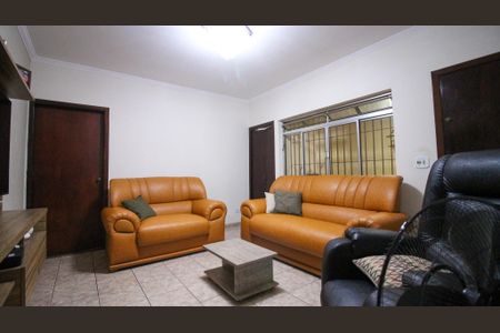 Casa à venda com 3 quartos, 126m² em Água Rasa, São Paulo