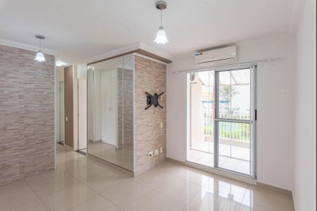 Sala de apartamento para alugar com 2 quartos, 54m² em Jardim Ipaussurama, Campinas