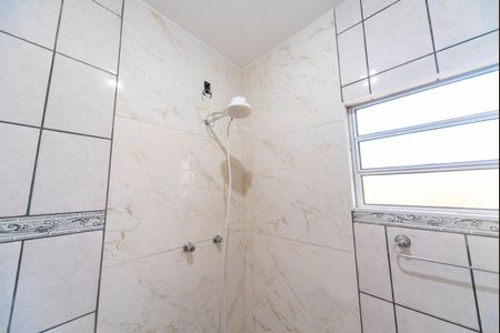 Banheiro de casa para alugar com 2 quartos, 97m² em Parque Capuava, Santo André