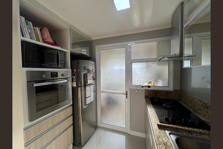 Cozinha de casa de condomínio à venda com 3 quartos, 170m² em Marechal Rondon, Canoas