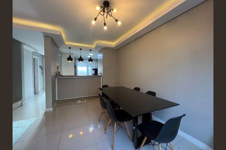 Sala de casa de condomínio à venda com 3 quartos, 170m² em Marechal Rondon, Canoas