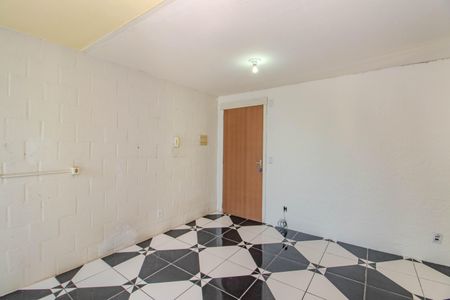 Sala de apartamento para alugar com 2 quartos, 42m² em Mário Quintana, Porto Alegre