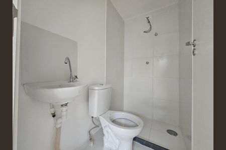 Banheiro de kitnet/studio à venda com 1 quarto, 29m² em Santo Amaro, São Paulo