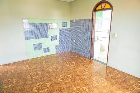 Sala de casa para alugar com 3 quartos, 250m² em Novo Glória, Belo Horizonte