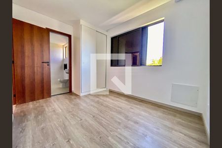 Apartamento à venda com 2 quartos, 93m² em Pampulha, Belo Horizonte