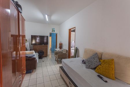 Sala de casa para alugar com 3 quartos, 250m² em Nova Floresta, Belo Horizonte