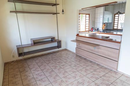 Sala de casa para alugar com 3 quartos, 120m² em Candelária, Belo Horizonte