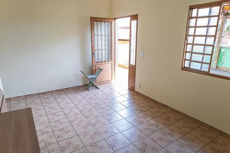 Sala de casa para alugar com 3 quartos, 120m² em Candelária, Belo Horizonte