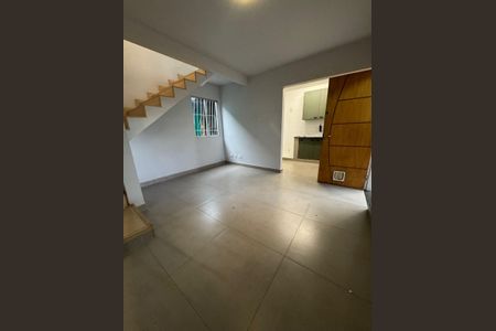 Sala de casa para alugar com 2 quartos, 100m² em Castelo, Belo Horizonte