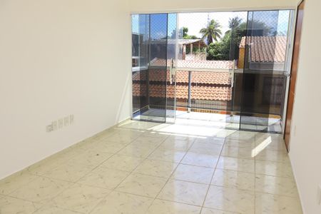 Apartamento para alugar com 2 quartos, 80m² em Itapuã, Salvador