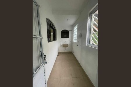 Casa para alugar com 1 quarto, 50m² em Associacao Sobradinho, São Paulo