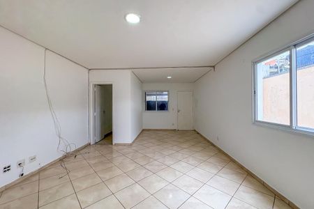 Sala de casa para alugar com 3 quartos, 156m² em Ferrazópolis, São Bernardo do Campo