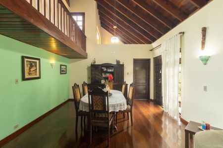 Sala de casa para alugar com 5 quartos, 400m² em Guabirotuba, Curitiba