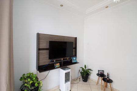 Sala de apartamento à venda com 3 quartos, 72m² em Jardim Bom Clima, Guarulhos