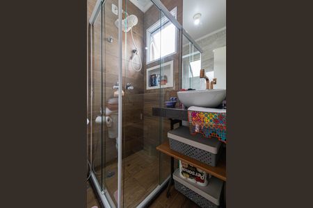 Banheiro Suíte de casa de condomínio para alugar com 3 quartos, 120m² em Jardim Santa Maria, São Paulo